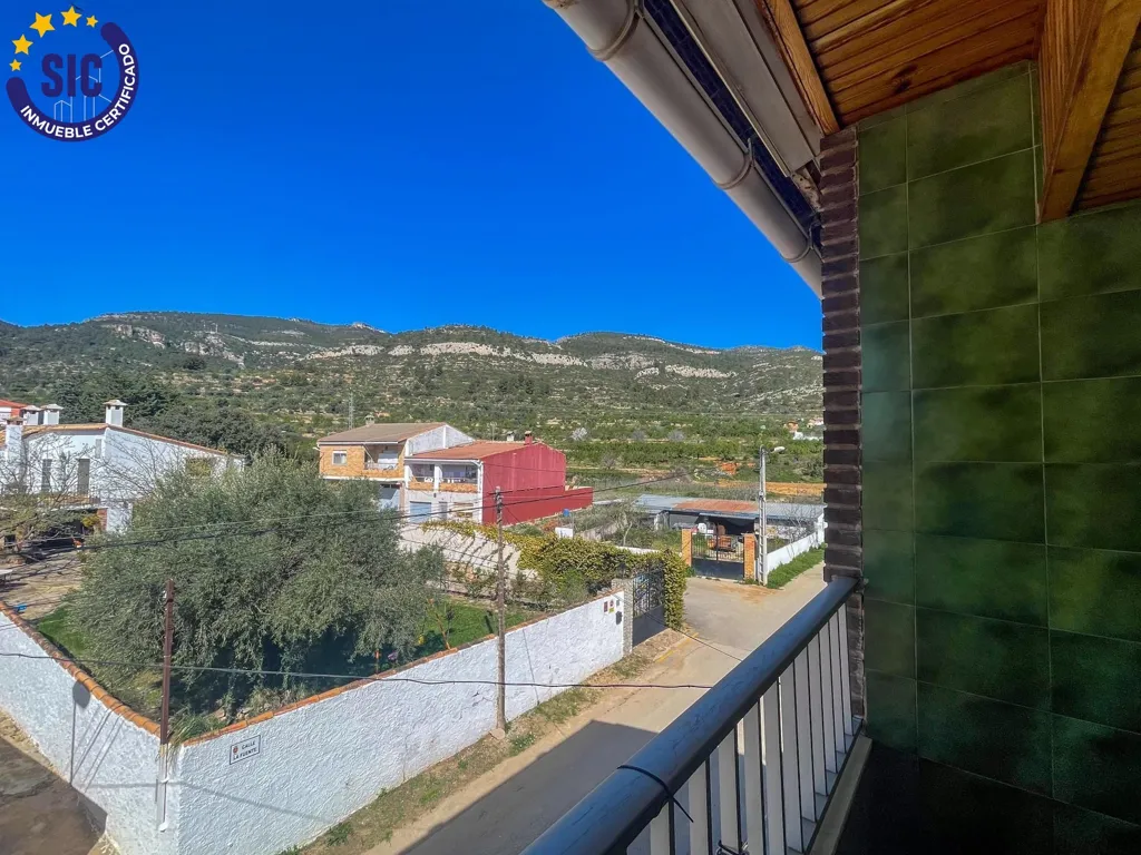 Balcone - Tríplex with Garden in Chera, Valencia
