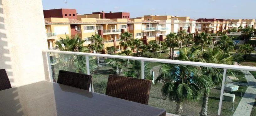 Balcon - Office Space with Three Floors in Fuente Álamo