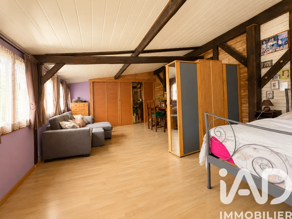 Magamistoad - Chalet with Lake Access in Calm Setting