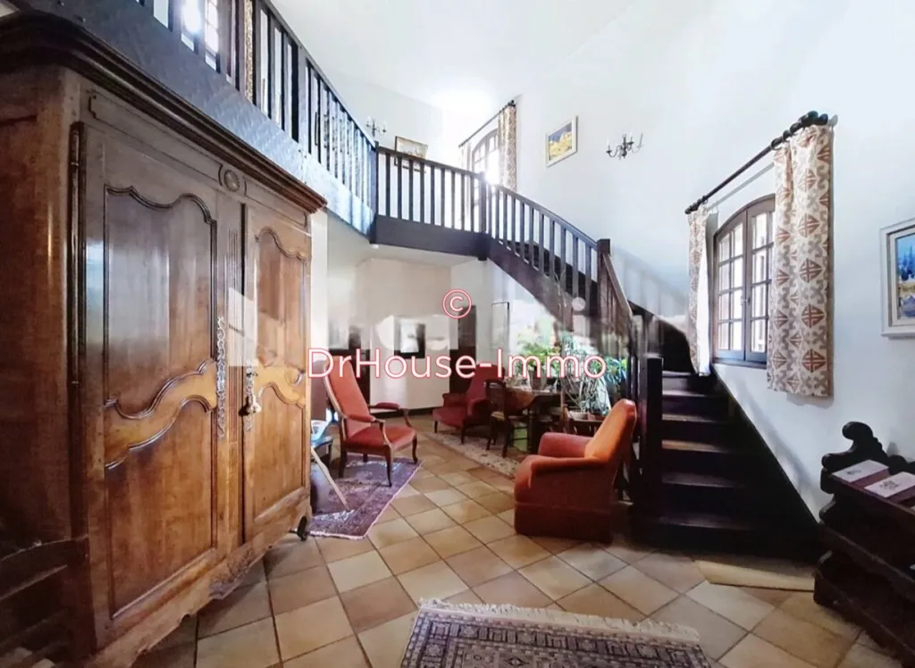 Esik - 6-Bedroom House with Pool in Chancelade