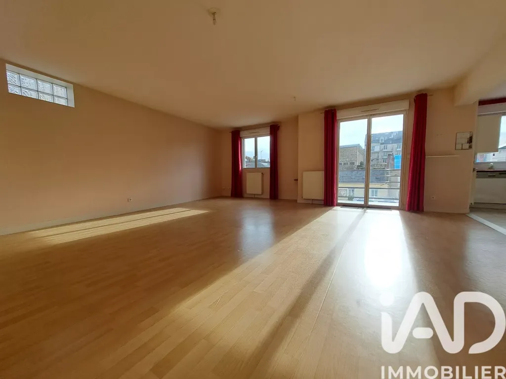 Elutuba - Apartment with Balcony in Le Mans Centre