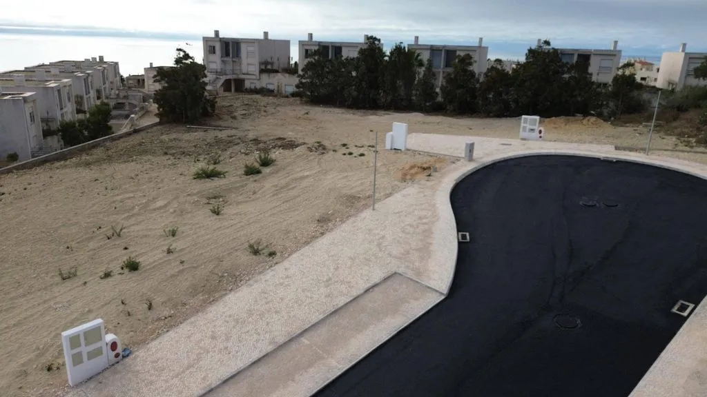 Välivaade - Urban Plot with Sea Views in Albufeira