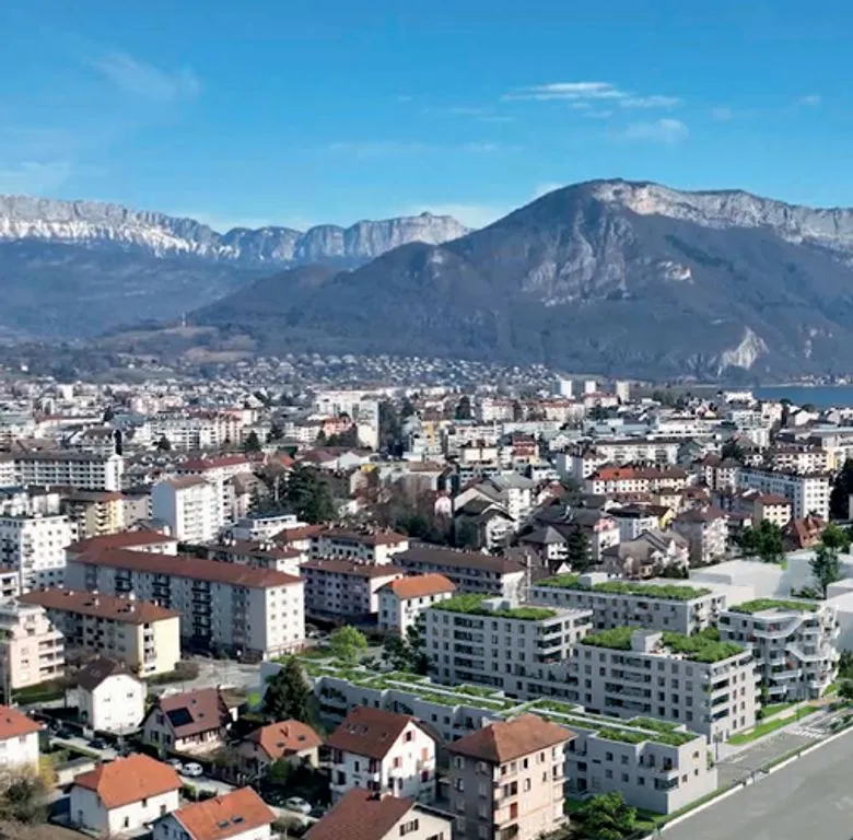 Appartement Luxe 4 Pièces, 6ème Étage à Annecy