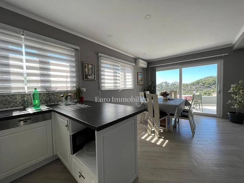 Köök - Modern Villa with Sea Views in Baška Voda
