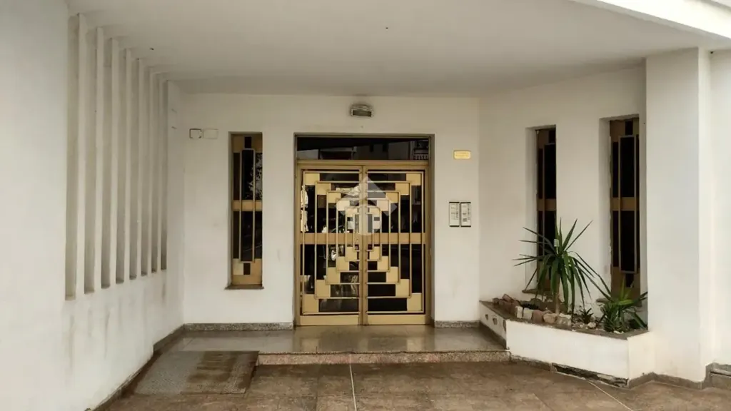 Entrée - Spacious Apartment with Balcony in Castrolibero