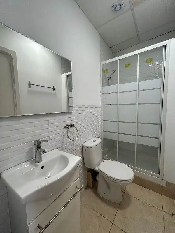 Bagni - Furnished Flat with Lift in Sant Francesc