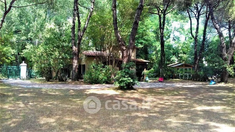 Giardino - Beachfront Villa in Massa