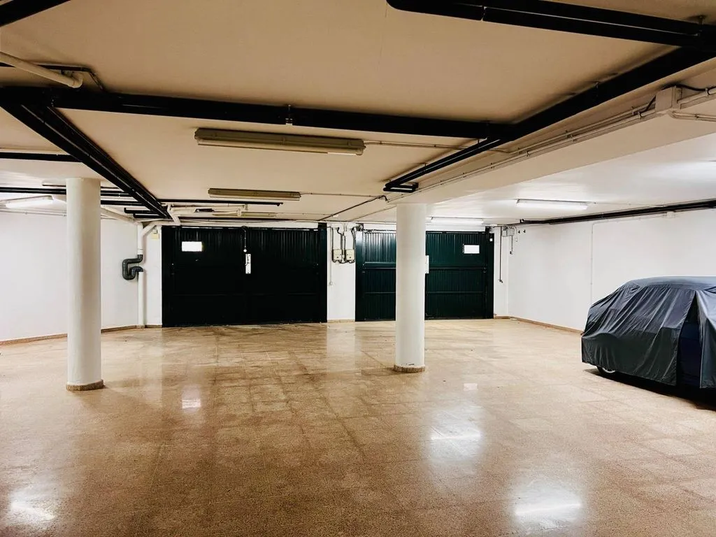 Garage - Detached House with Pool in Ibi
