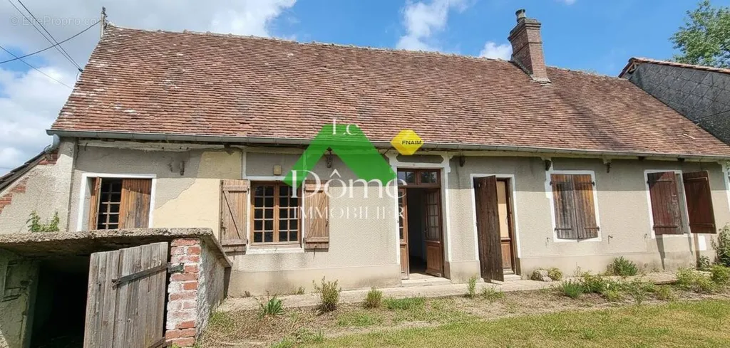 3-toaline maja asukohas Noailles