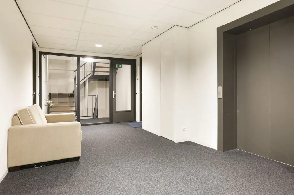 Hallway - Luxury Flat with Balcony in Utrecht Centre