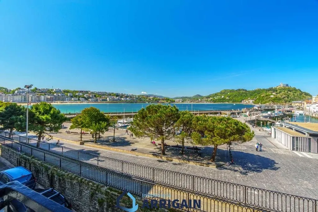 Luxury Flat with Sea Views in San Sebastián