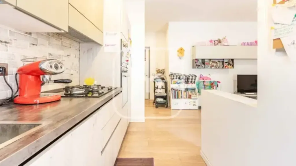 Köök - Apartment with Balcony in Cinecittà, Rome