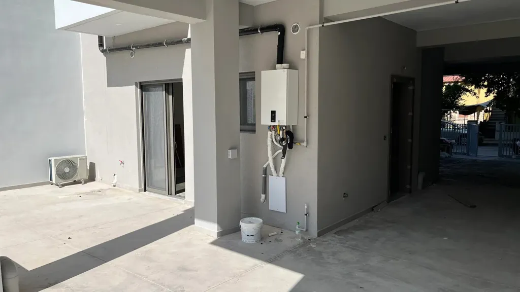 Terrass - Flat with Storage in Attica