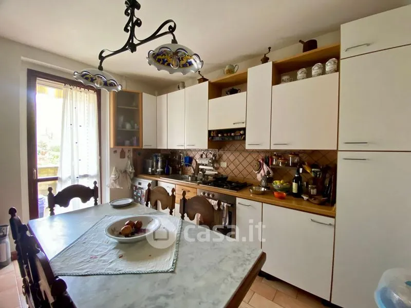 Cuisine - Semi-detached Villa with Garden in Cilavegna