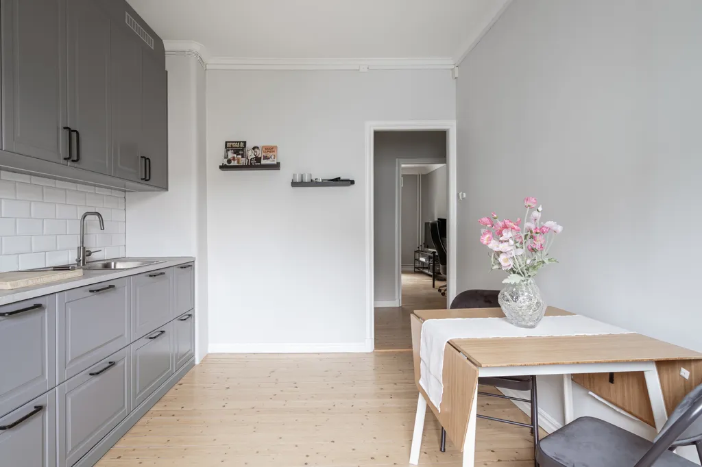 Söögituba - Charming Renovated Flat in Landshövdingehus, Central Location