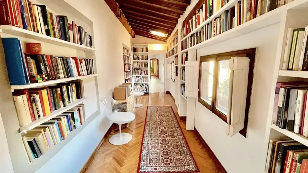 Kabinet - Prestigious Penthouse in Florence