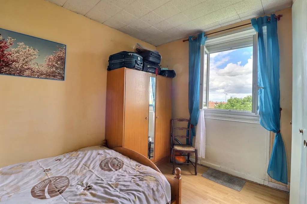 Magamistoad - 2-Bedroom Paris Flat with Garden View