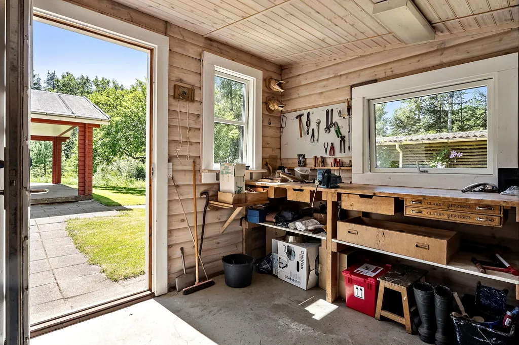 Utility Room - Holiday Home with Large Garden in Sejs-Svejbæk