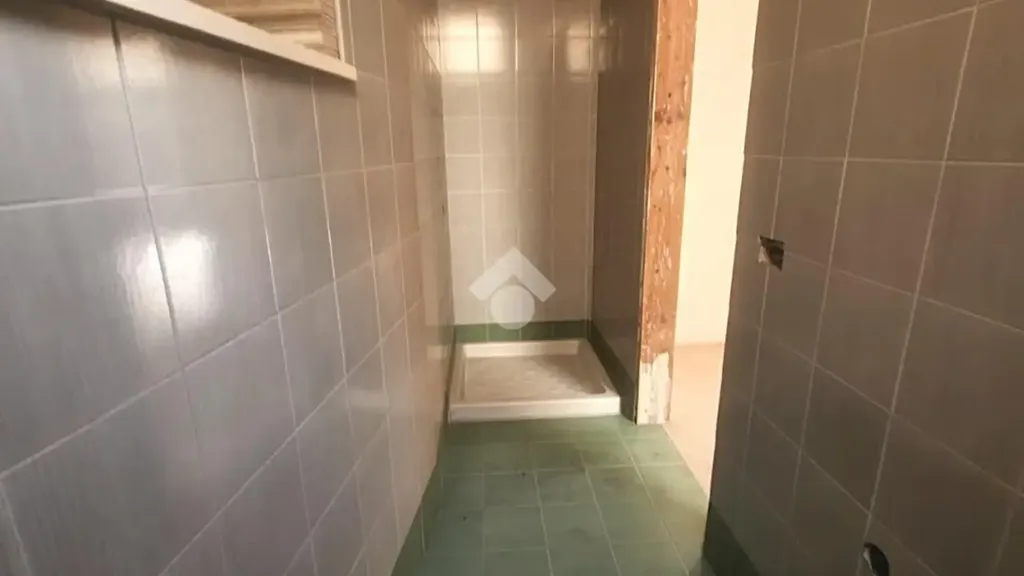 Salles de bain - Shopfront Trilocale in Carovigno