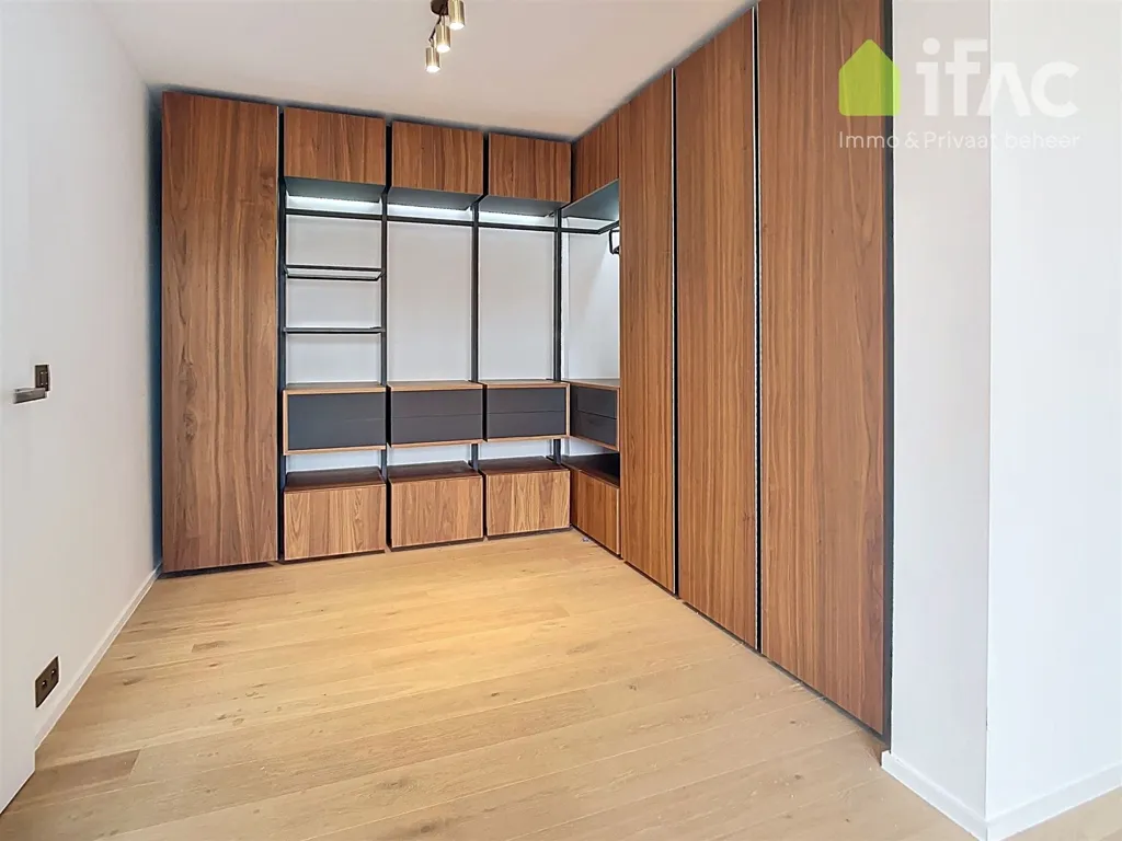 Toad - Luxury Flat with Balcony in New Quarter