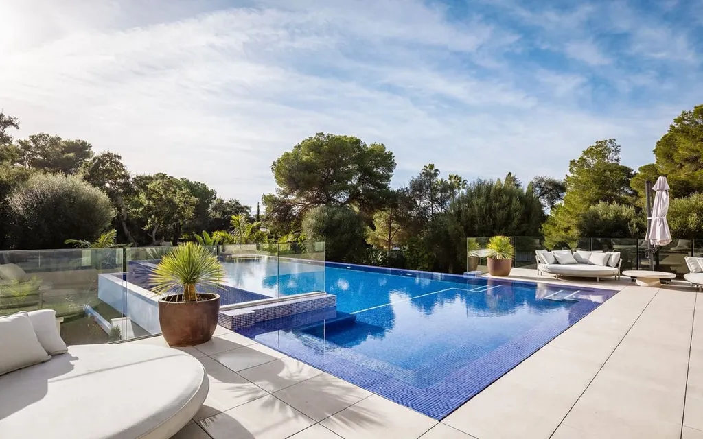 pool_area
