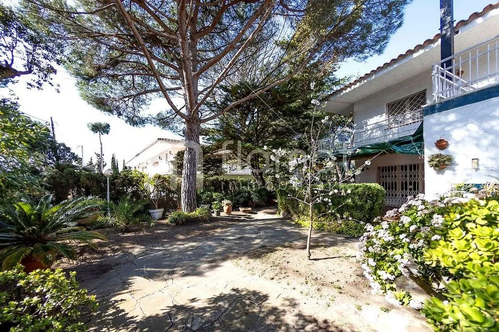 Jardin - Luxury Villa with Sea View in Lloret de Mar