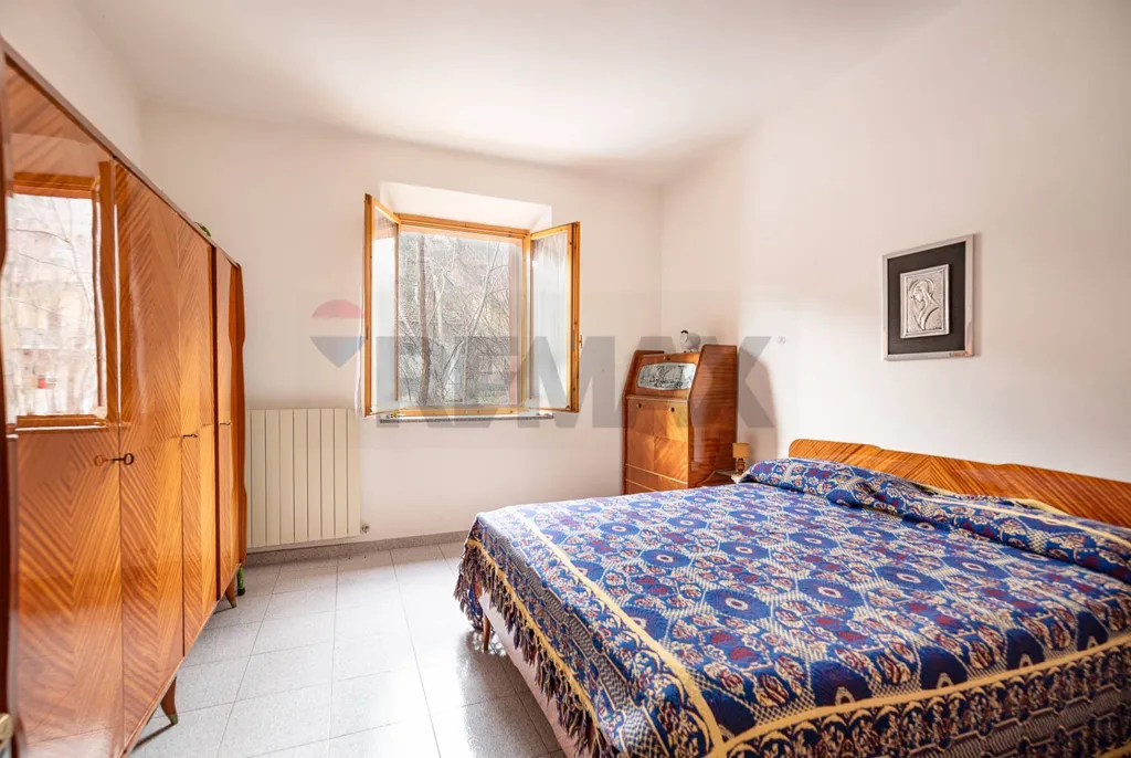 Magamistoad - Rustic Apartment with Balcony in Serra San Quirico