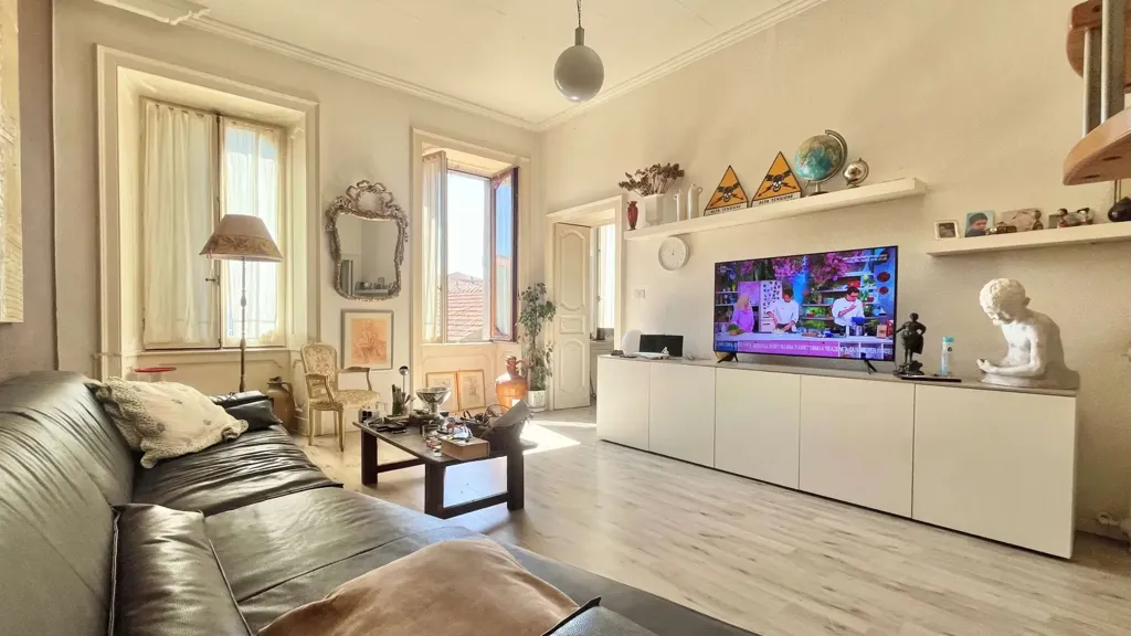 Living Room - Historic Villa with Private Garden in Intra