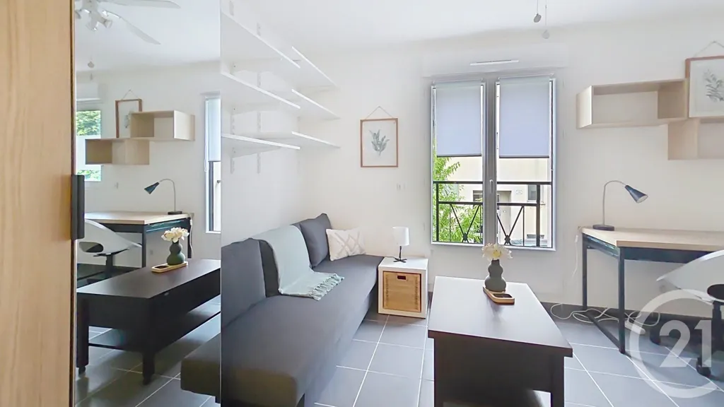 Séjour - Studio Meublé Près de la Gare à Sartrouville