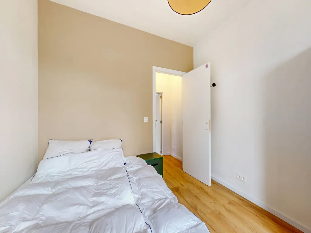 Bedrooms - 6-bedroom apartment in Auderghem