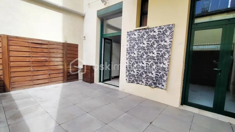 Jardin - Appartement 5 Pièces avec Terrasse à Roanne