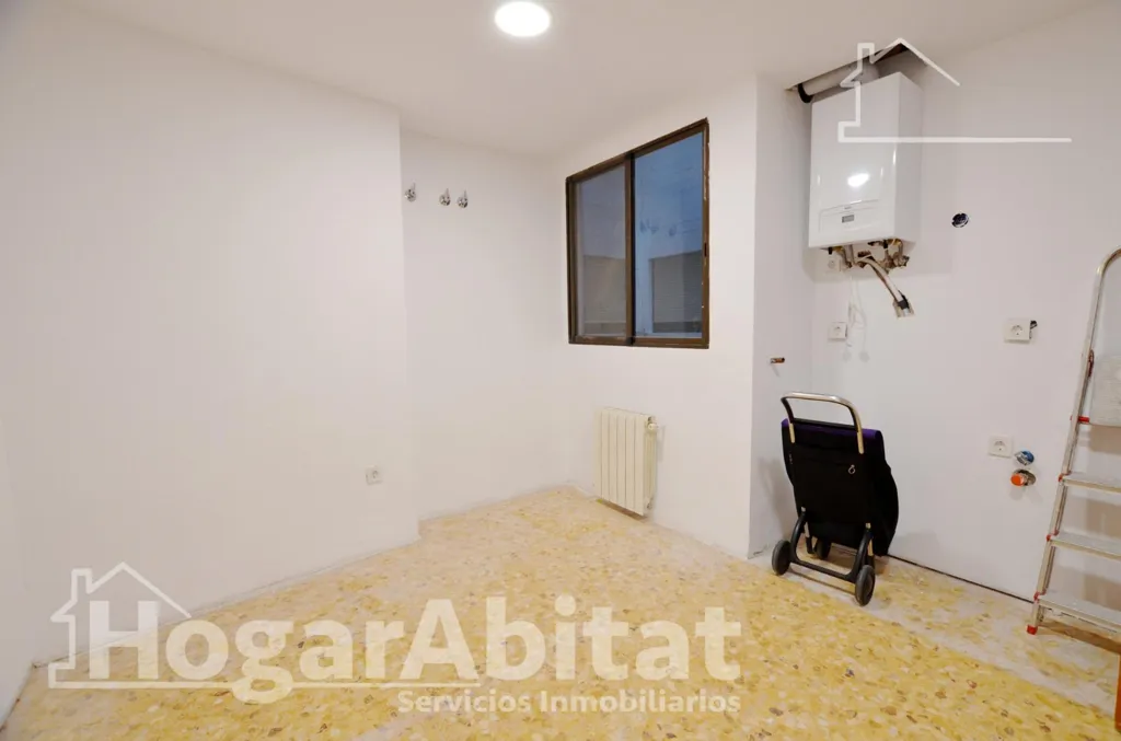 Pièces - Seafront Apartment with Views in Alicante