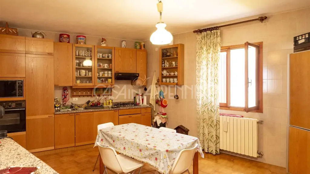 Cuisine - Villa with Mountain View in Frassinoro