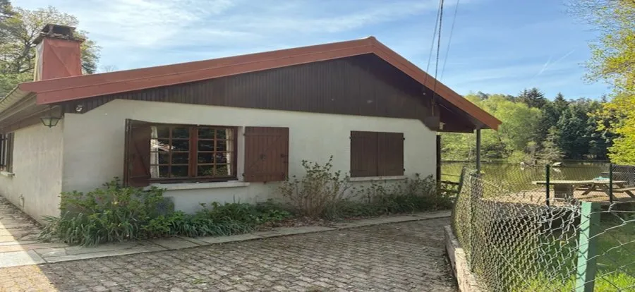 Extérieur - Terrain avec Étangs Vidangeables et Maison à Épinal