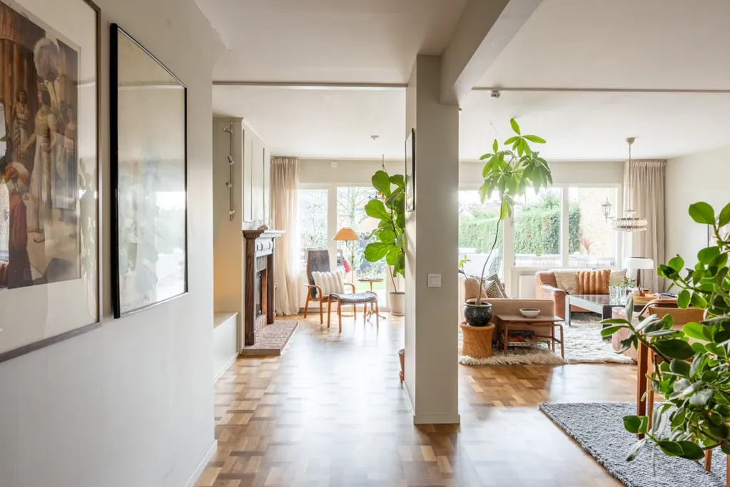 Soggiorno - Renovated 2-Storey House with Garden in Bellevue