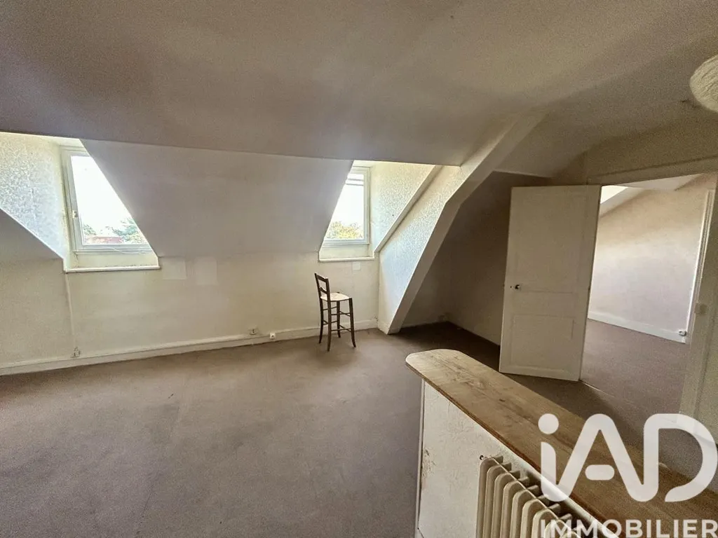 Rooms - Building with Garden and Parking in Pau