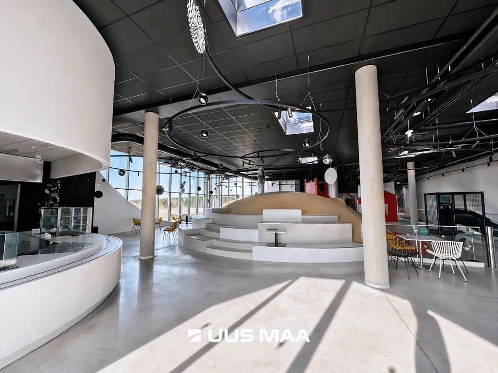 Pièces - Restaurant Space with Sea Views in Kuressaare