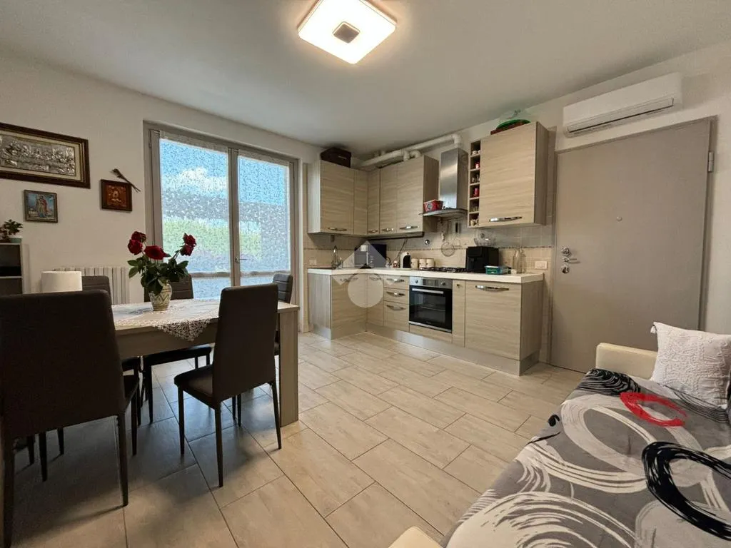 Salle à manger - Three-Bedroom Apartment with Private Courtyard in Rivolta d'Adda