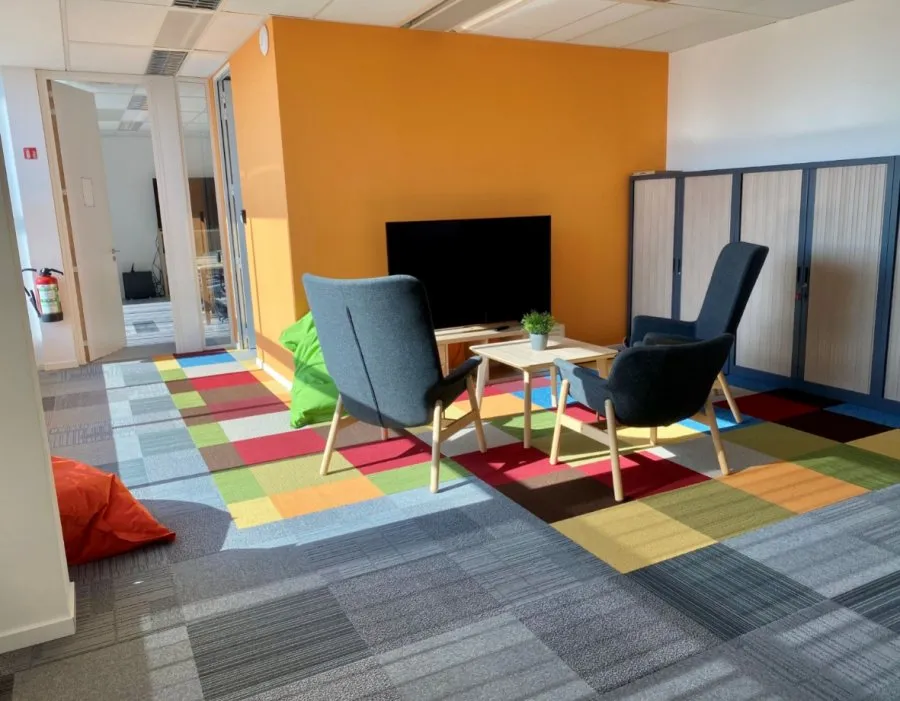 Toad - Office with Electric Vehicle Charging in Mamer