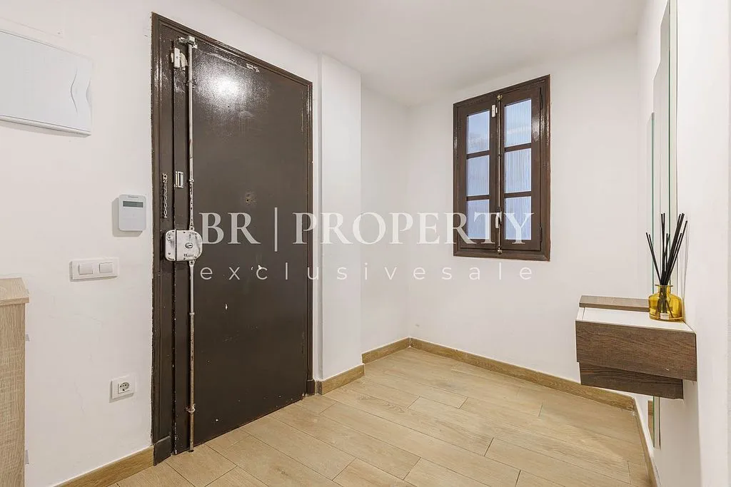 Entrée - Apartment with Balcony and A/C in El Mercat, Valencia