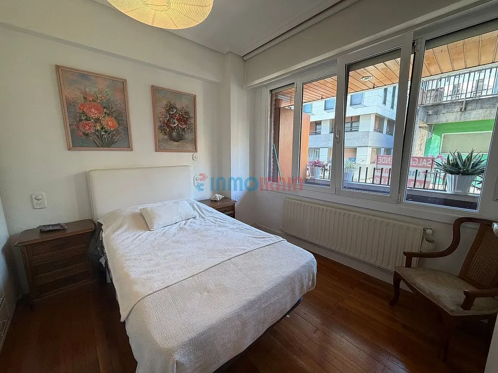 Chambres - Apartment with Balcony in Ordizia