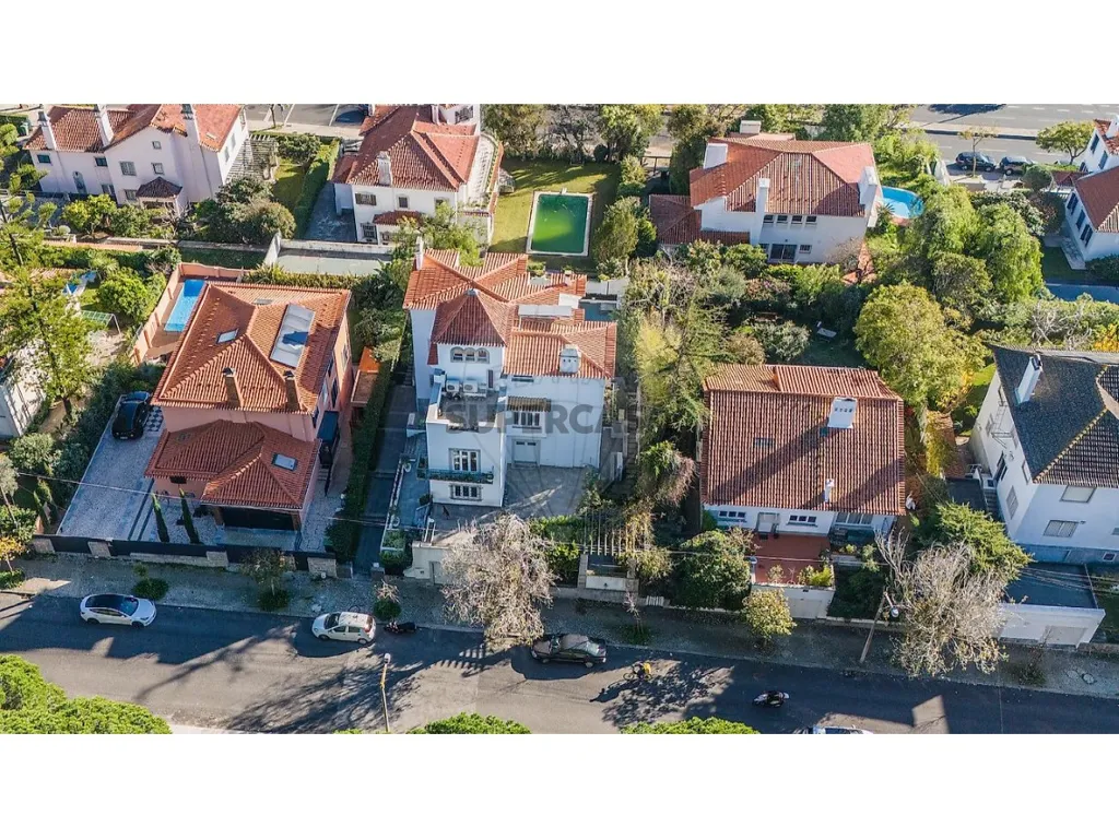 Õhuvaade - Luxury Villa with 1950s Charm in Lisbon