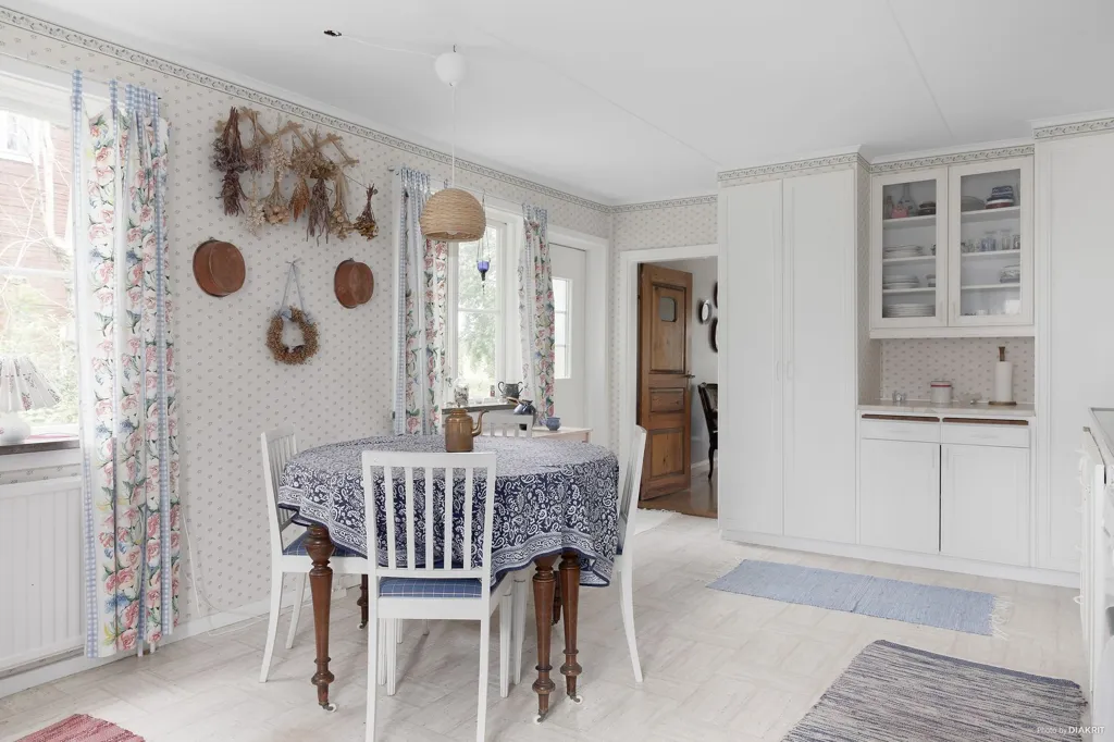 Salle à manger - Victorian House with Garden in Ödeshög