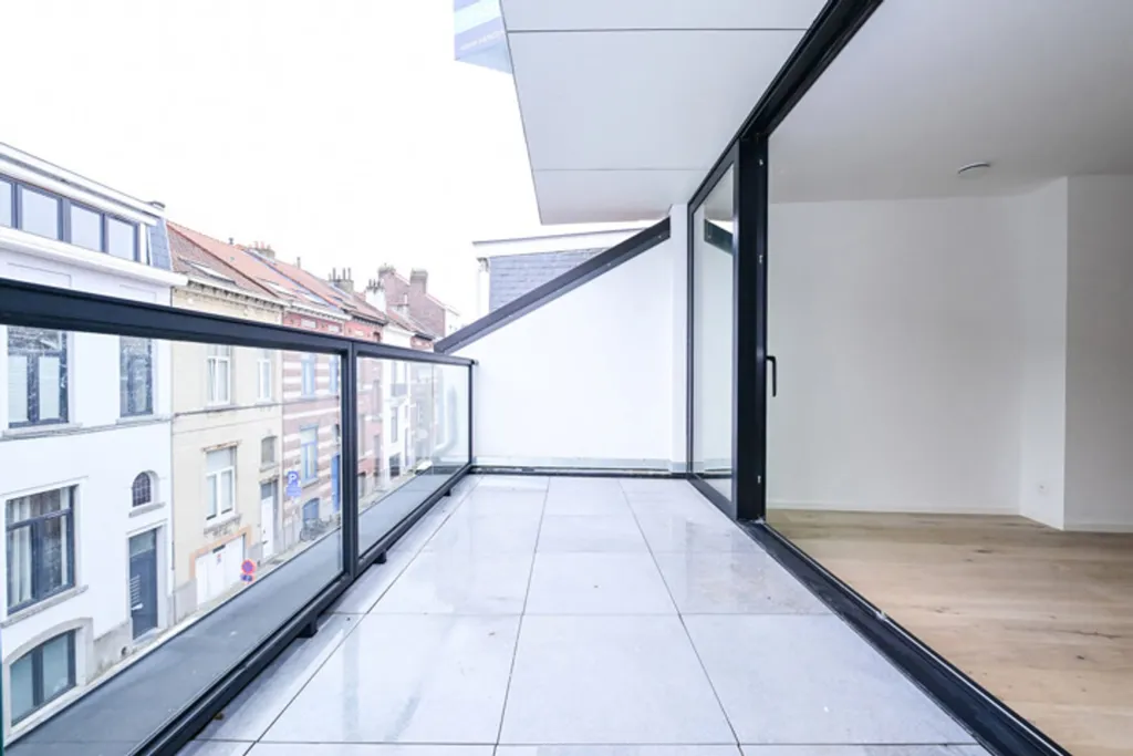 Balcony - New Duplex with Terrace in Jette