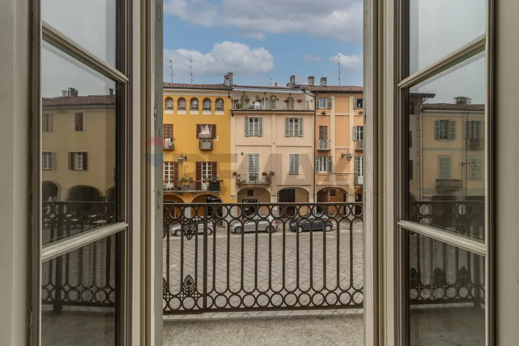 Balcon - Historic House with Panoramic View in Biella