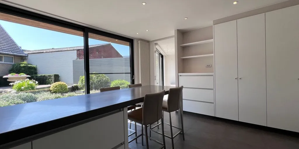 Cuisine - Maison Polyvalente avec Jardin à Zwevezele