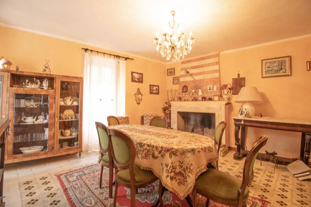 Sala da pranzo - Historic Cottanello Townhouse with Balcony