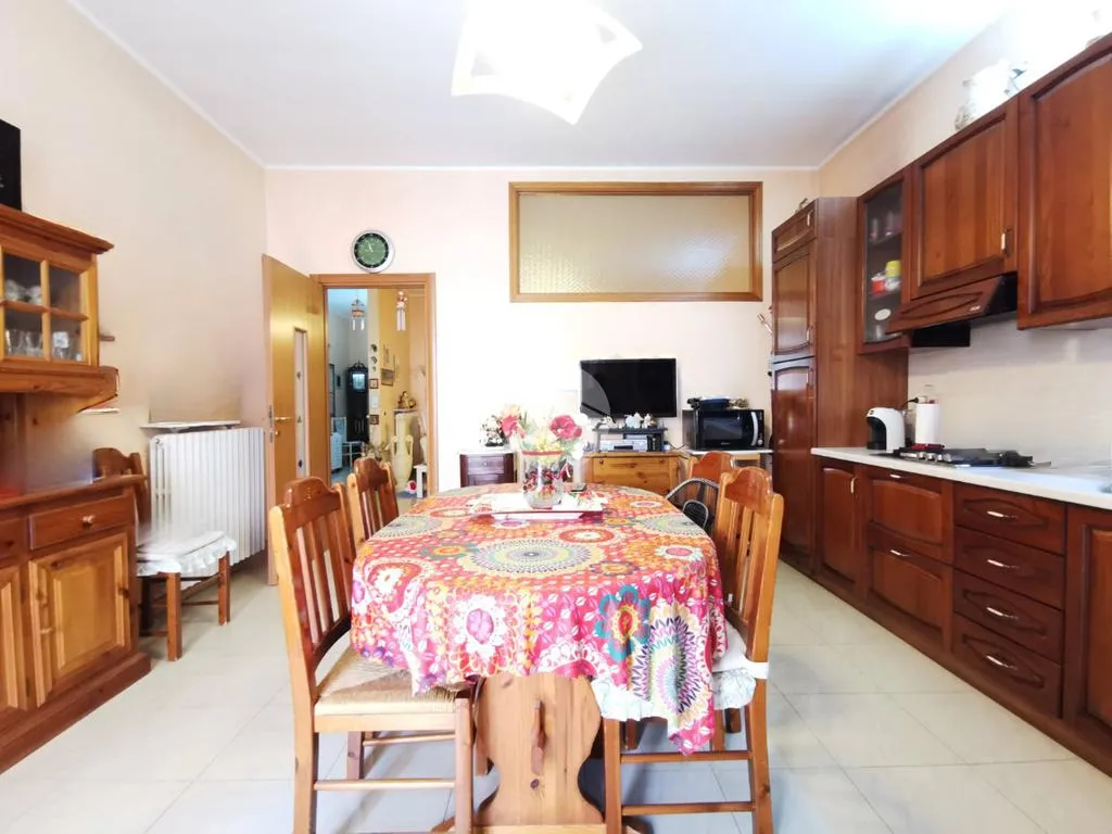 Salle à manger - Independent House with Courtyard in Lucera
