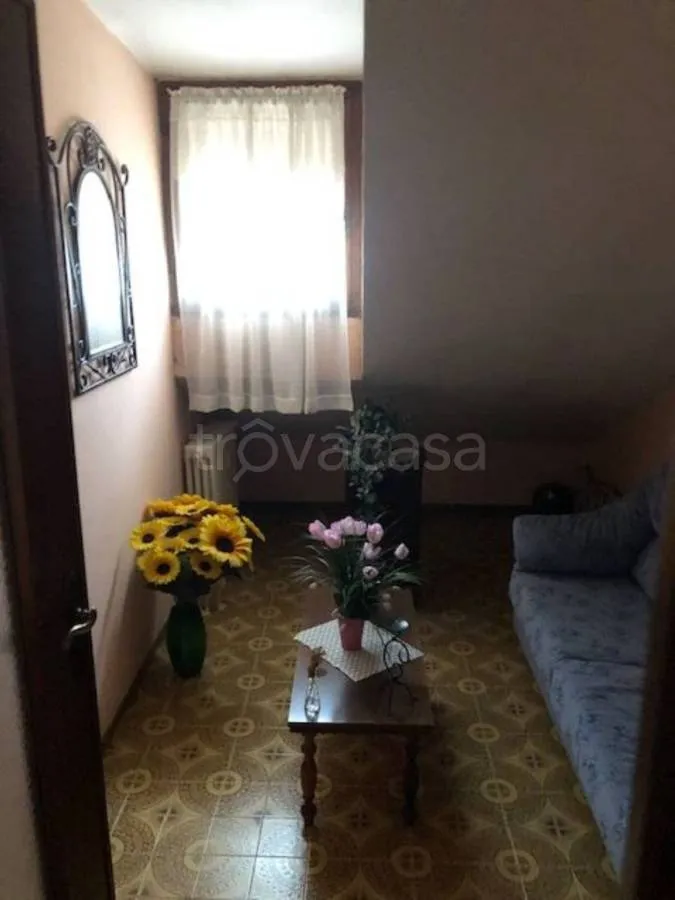 Elutuba - Mansard Apartment with Parking in Robilante