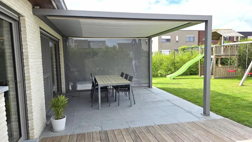 Terrasse - Maison 4 Façades avec Terrasse près du Centre d'Izegem